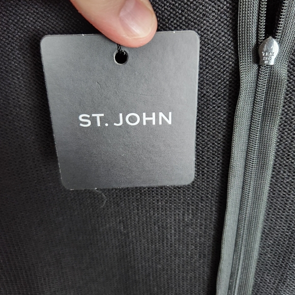 St. John Collection Black/Caviar Knit Cap Sleeve Sheath Dress Size 10 - Picture 14 of 15